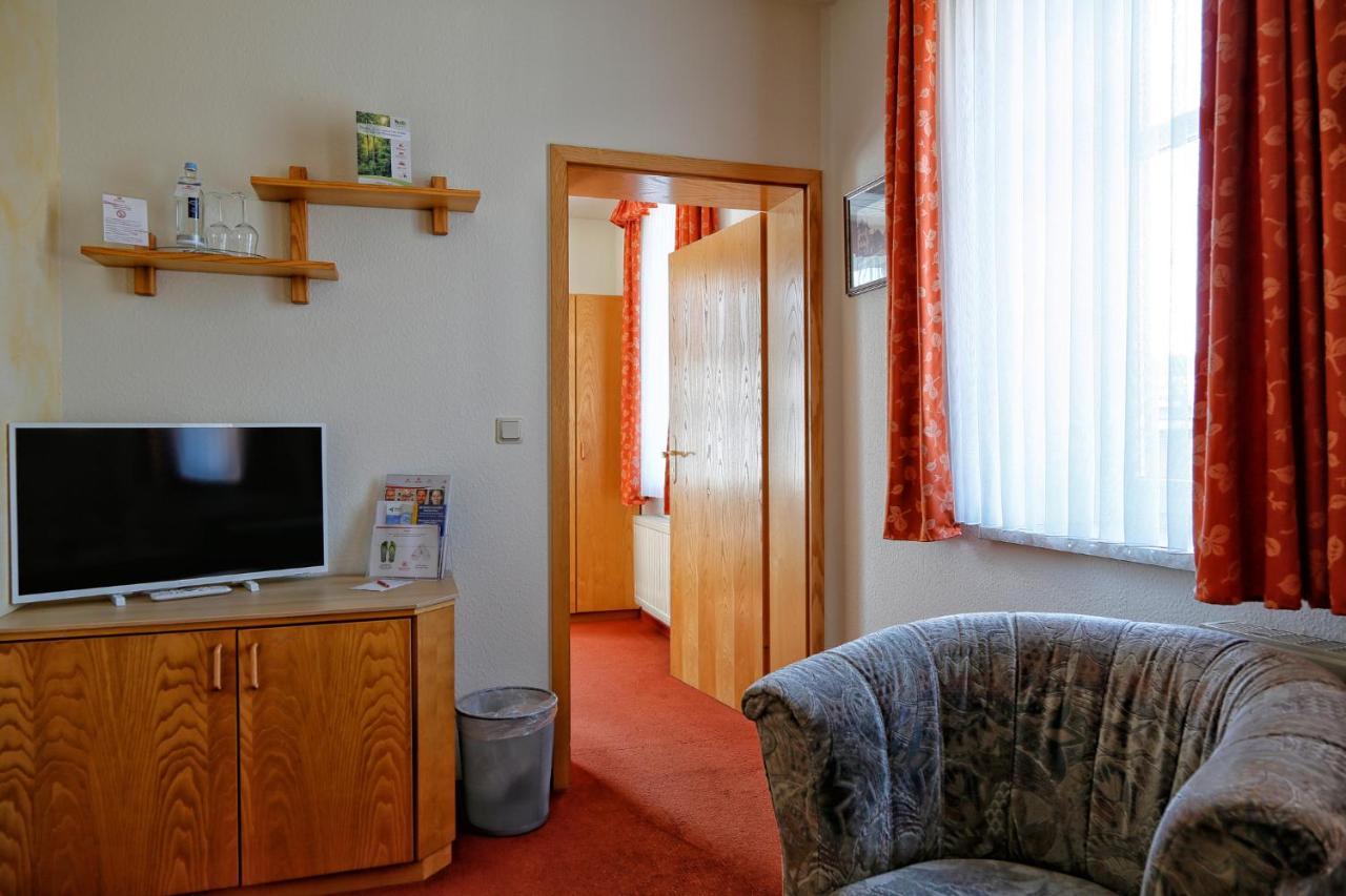 Konsum Gaestehaus Quisisana - Oberhof 3*